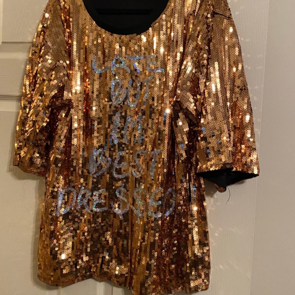 Ladies Sequins top